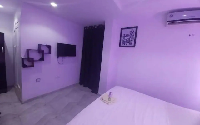 De - Calmcity Guest House