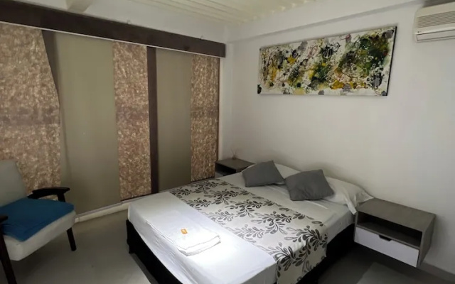 Habitación en Centro Comercial