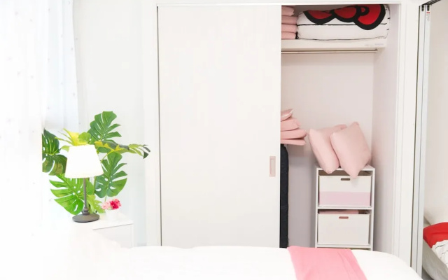 Osaka Higobashi Suite Room 301