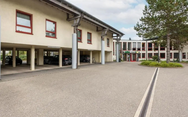Autobahnrasthaus und Motel Baden-Baden