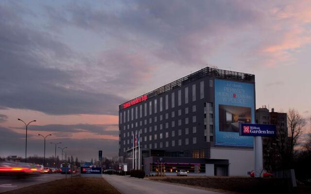 Отель Krakow Hilton Garden Inn Польша, Краков - отзывы, цены и фото номеров - забронировать отель Krakow Hilton Garden Inn онлайн вид на фасад