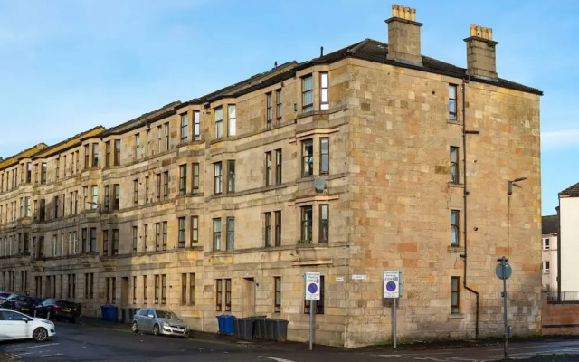 Dunn Street Apartment