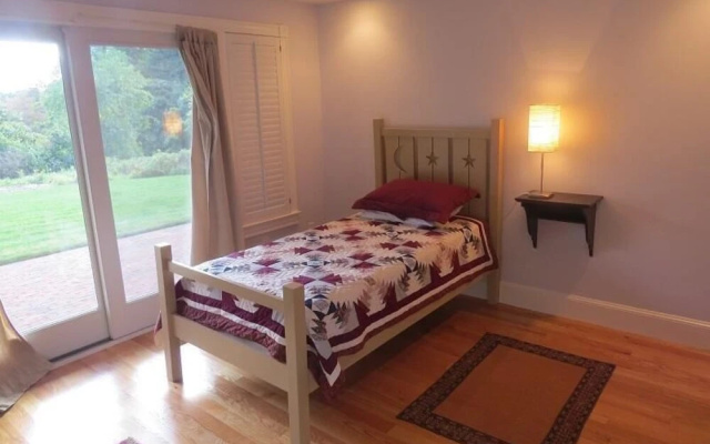 41 Mooncussers Lane - Five Bedroom House