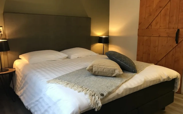 B & B Van Marion