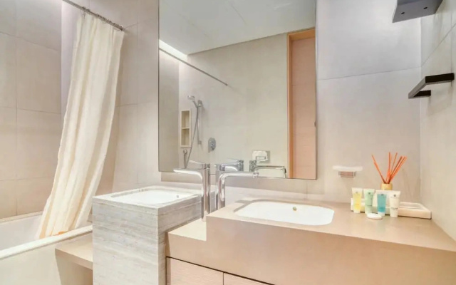 Cityscape and Majestic Retreat at Address JBR