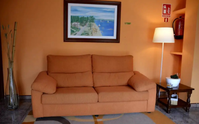 Hotel Playa Las Sinas