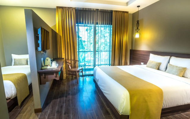 Chiangkhong Teak Garden Riverfront Onsen Hotel