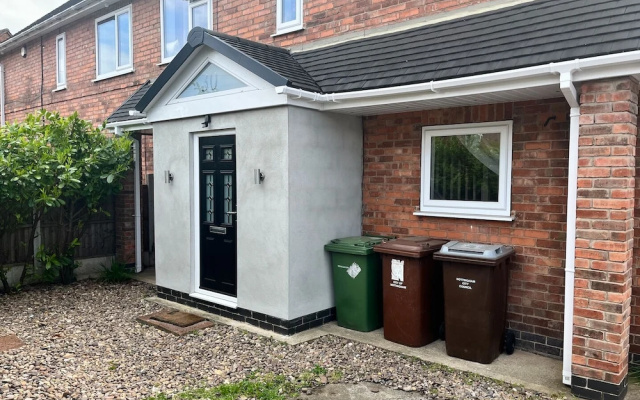 Impeccable 3-bed House in Nottingham Free Parking