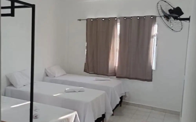 Angelus Hotel & Estacionamento