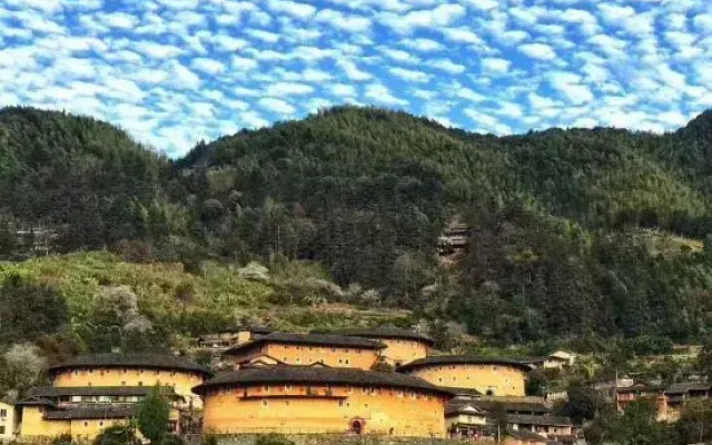 Junyuan Business Hotel