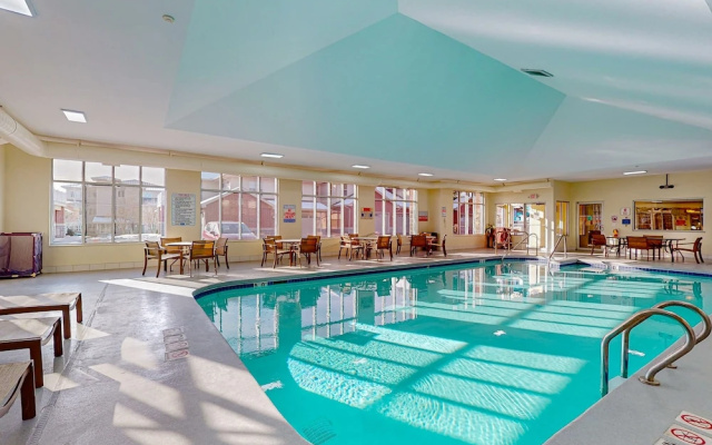 Rhapsody Condominiums