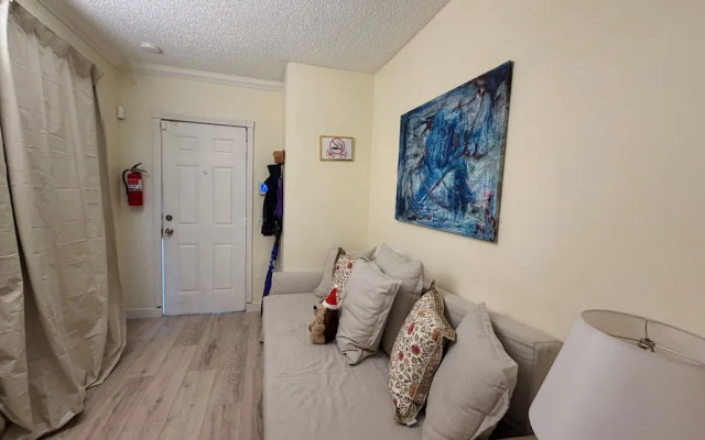 The Coconut Grove Hideaway