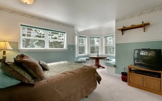 2478 Cold Creek Trail