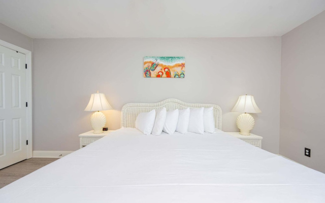 Wind Drift 604s 2 Bedroom Condo