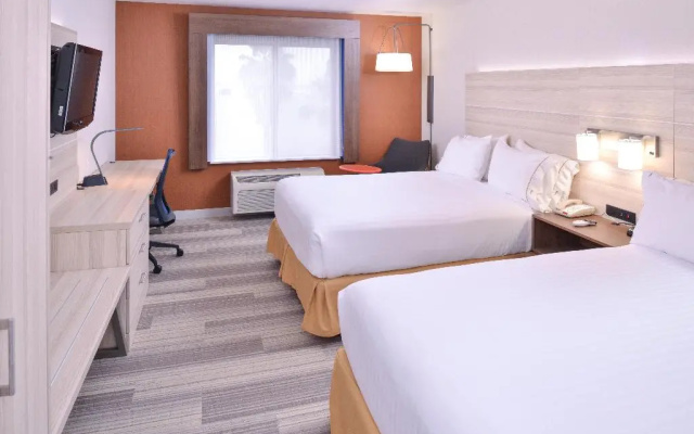 Holiday Inn Express San Diego - Otay Mesa