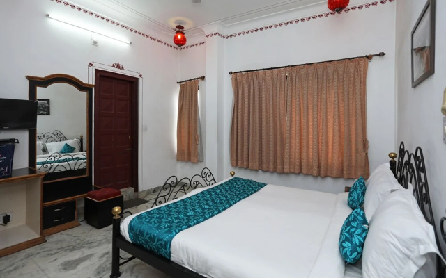 OYO 3942 Hotel Baba Palace