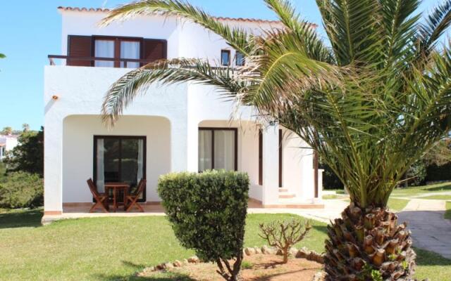 Отель Villas Yucas Испания, Кала-эн-Форкат - отзывы, цены и фото номеров - забронировать отель Villas Yucas онлайн вид на фасад