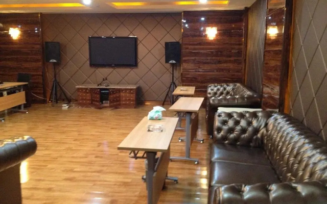 Super 8 Hotel (Shaoxi Shengyuan)