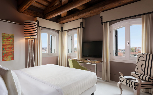 Отель Sina Centurion Palace