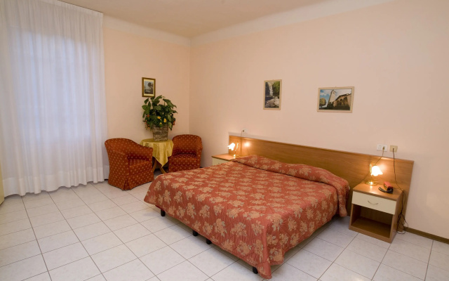 Hotel Roma