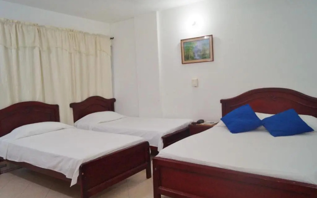 Hotel Comercial