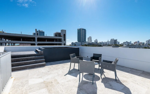 2228 Park 1