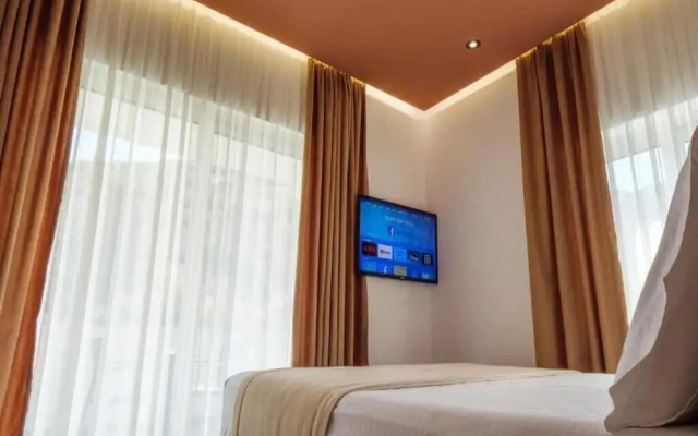 KRONOS Hotel Sarande