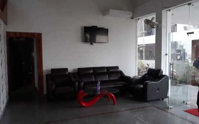 Goroomgo Shayon Residency Puri