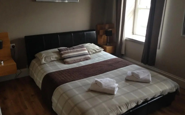 Rooms at The Angel