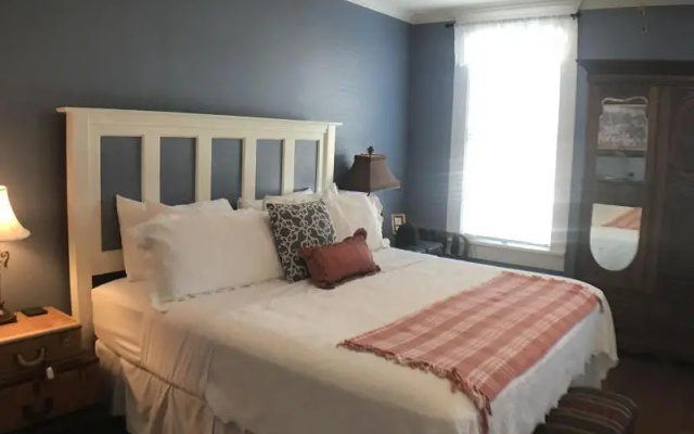 Kennedy Manor B&B