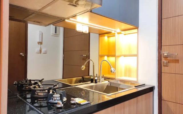 Elegant and Comfy Studio at Vida View Apartment