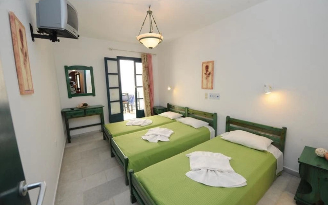 Studios Naxos