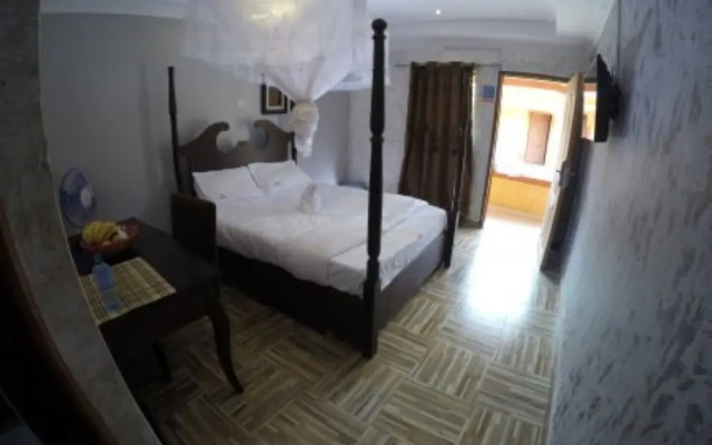 VIP Hotel Madeya