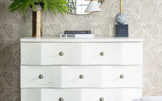 The Richard, The Edgartown Collection