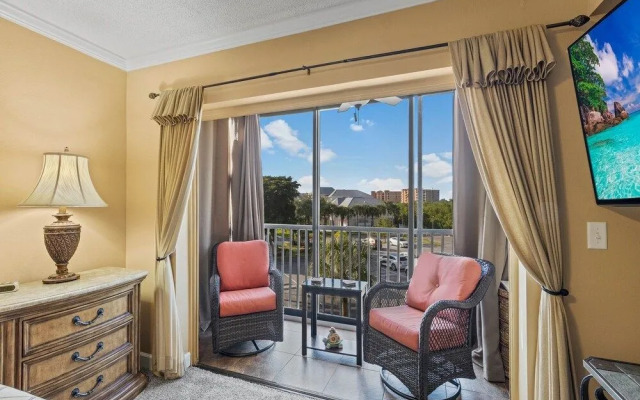 Windward Point 212