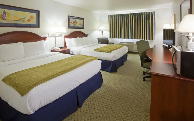 Crossings by GrandStay® – Becker / Big Lake