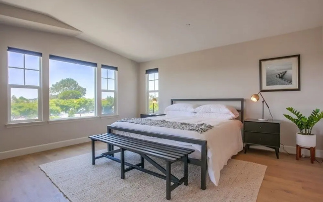 North Shore 5 Bedroom Home