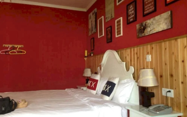 Sanya Stop-and-go Boutique Inn