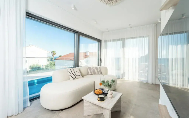 Villa Dantela