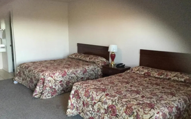 Americana Inn
