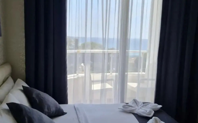 Adil butik otel
