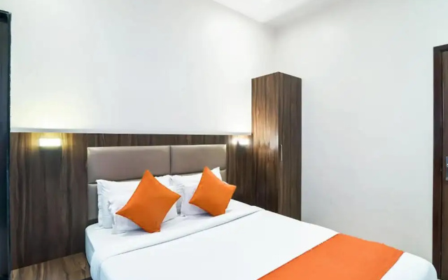 OYO 9395 Hotel Sea Grand