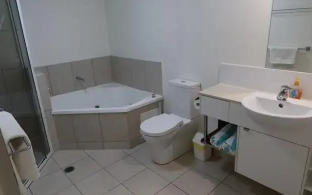 Ground Floor Luxury Oceanfront Apartment