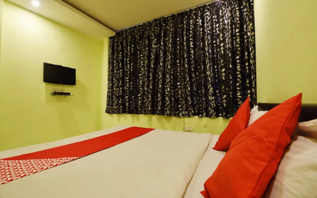 Hotel Apple 9 By OYO Rooms