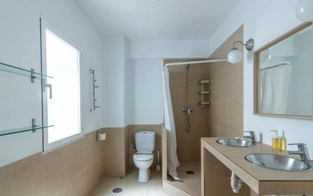 CERVANTES Apartment 30 2BT 1BR