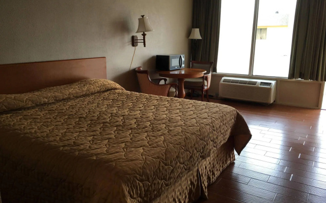 All Seasons Lodge
