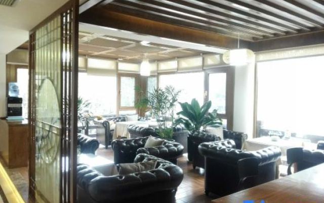 Shuitao Yaju Hostel