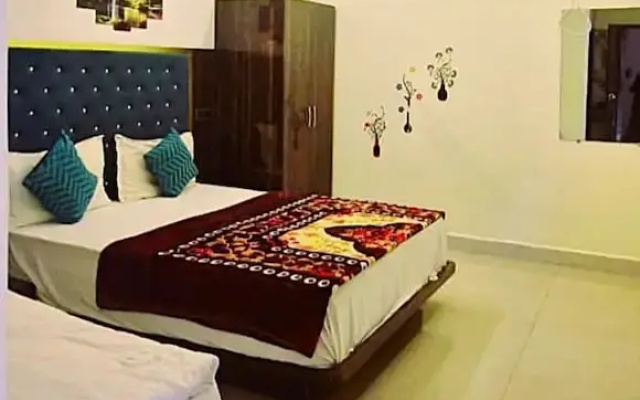 Hotel Meri & Residency