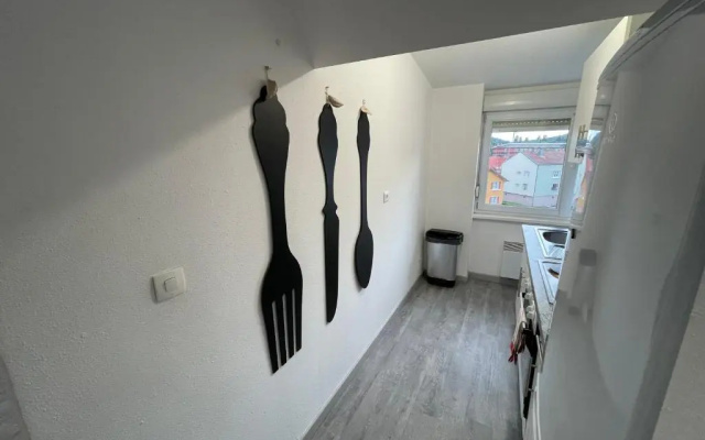 Belfort: Appartement spacieux avec parking gratuit