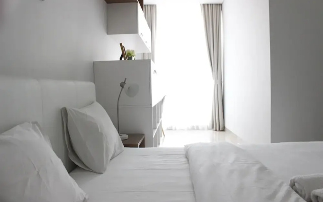 Elegant 2BR @ Dago Suites Apartment near ITB